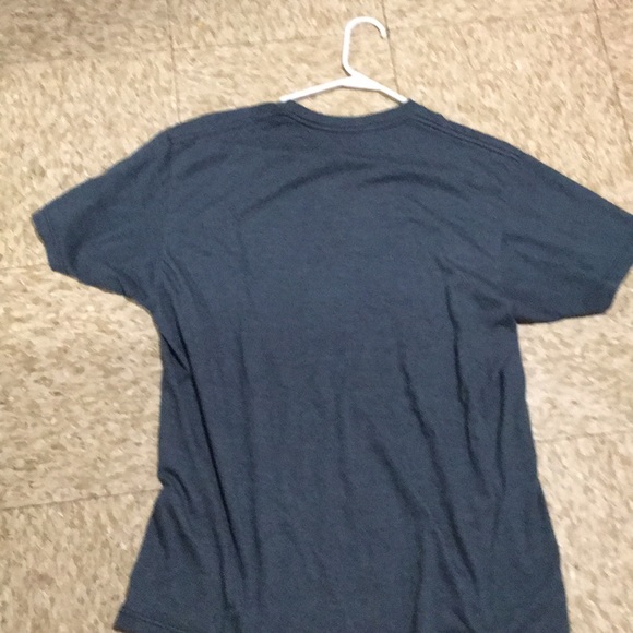 Men’s large captain America t-shirt - Picture 2 of 2